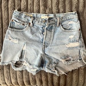 Size 27 Destroyed LEVI’s Jean Shorts